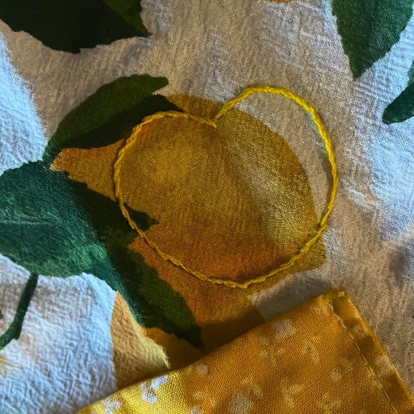 “When Life Gives You Lemons” Apron 🍋 - Picture 8 of 10